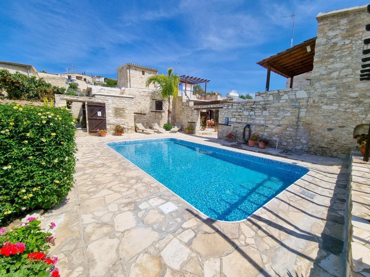 Апартаменти Athena'S Pool Oasis Skarinou Екстер'єр фото